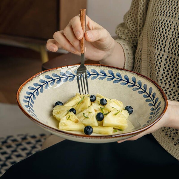 9 inch scalloped deep plate